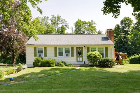 64 Joy Rd, Middlebury, CT 06762