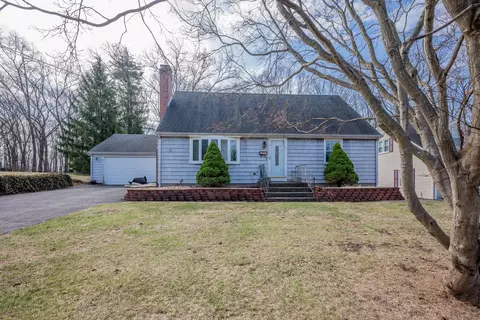 346 Hillhurst Ave, New Britain, CT 06053