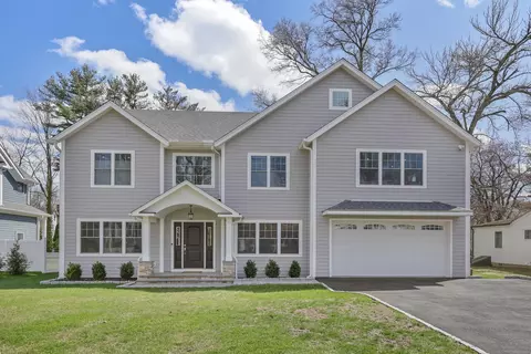52 Morningside Dr, Greenwich, CT 06830