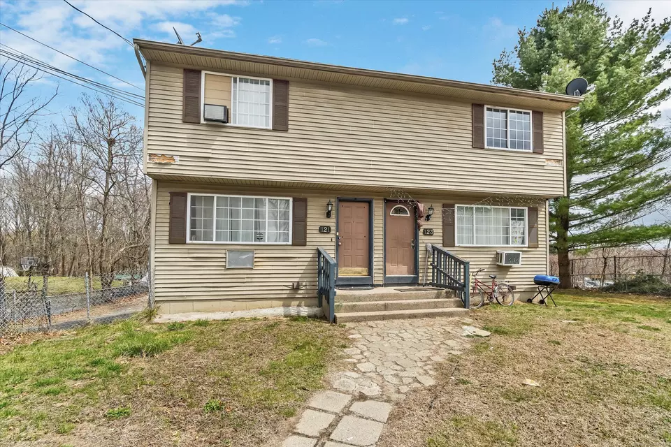  121-123 Sumac St, Waterbury, CT 06704 photo 1