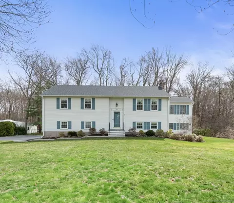 44 Somerset Rd, Glastonbury, CT 06033