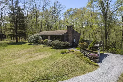 60 Woodland Dr, Centerbrook, CT 06409