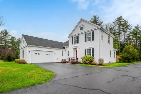 27 Bantry Rd, Simsbury, CT 06070