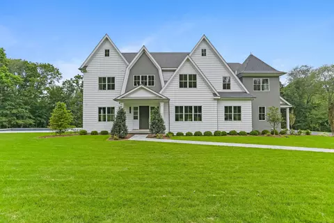11 Tierney Ln, Westport, CT 06880