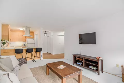 163 South St #4, Danbury, CT 06810