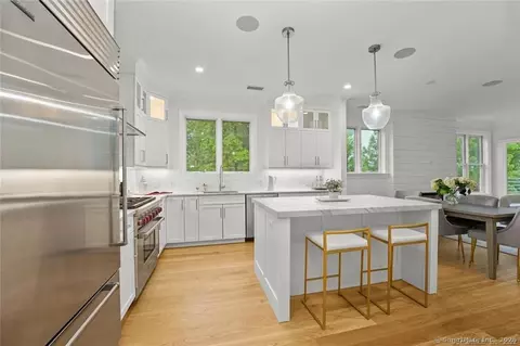 202 Gramercy Park #202, New Canaan, CT 06840