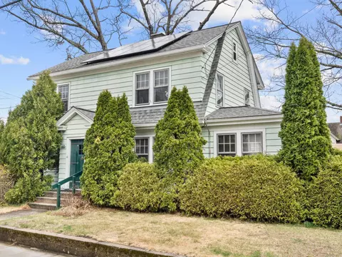 141 Oak St, Willimantic, CT 06226
