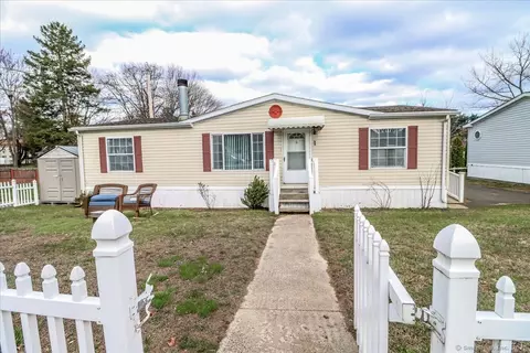 54 Western Sands Sands, Wallingford, CT 06492