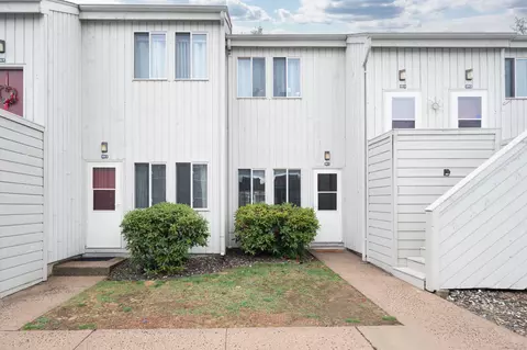 424 Emmett St #C, Bristol, CT 06010