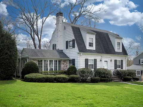 209 Bayard Ave, North Haven, CT 06473