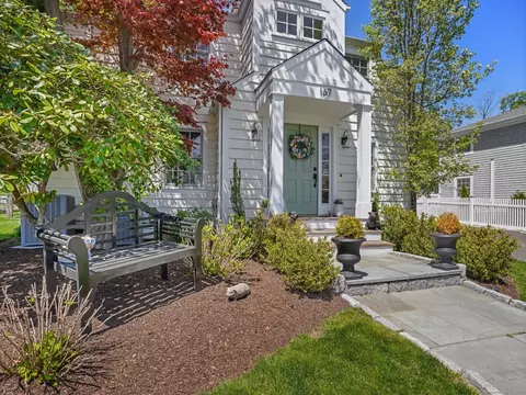 167 Richmond Hill Rd, New Canaan, CT 06840