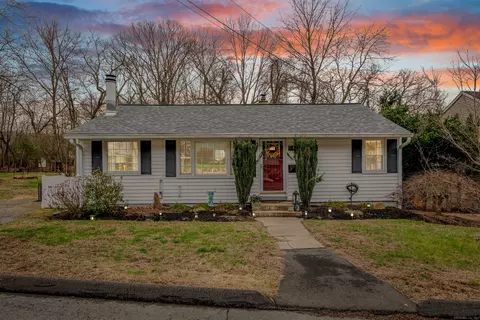 149 Highland Ave, Beacon Falls, CT 06403