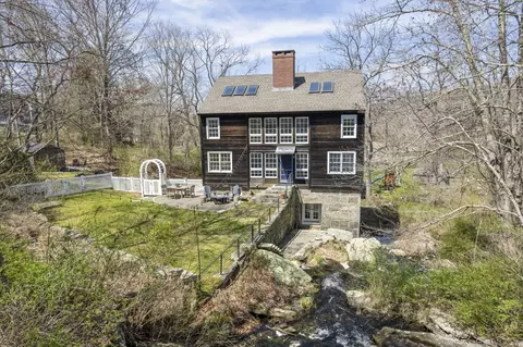 19 Birch Mill Rd, Lyme, CT 06371