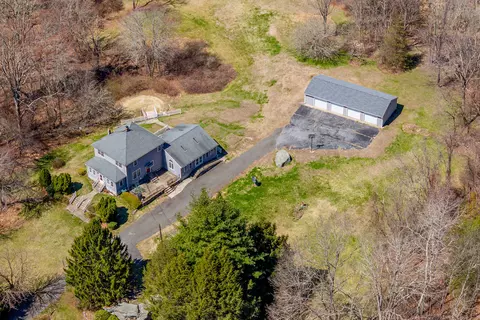 104 Kinsman Hill Rd, Lisbon, CT 06351
