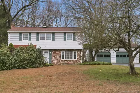 25 Kanter Dr, Vernon, CT 06066