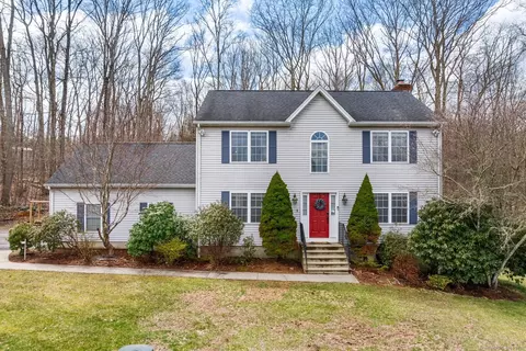12 Wicklow Turn Turn, Ledyard, CT 06339