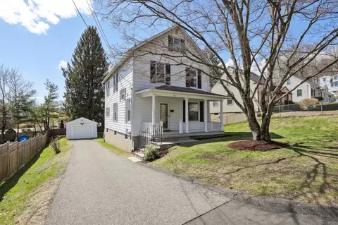 10 Oak St, Danbury, CT 06811