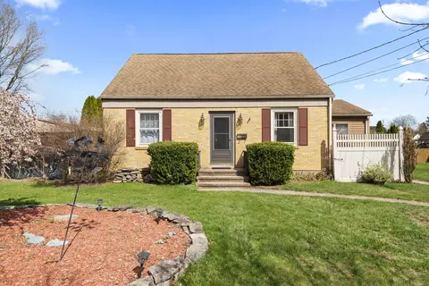 192 Douglas Dr, Meriden, CT 06451