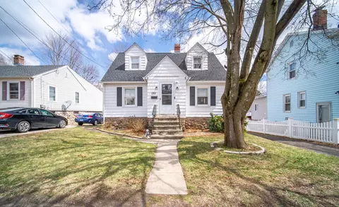 192 Bouley Ave, Waterbury, CT 06705