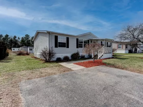 31 Haley Ln, Windham, CT 06256