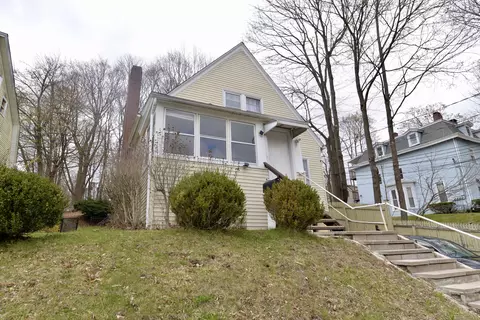12 Division St, Danbury, CT 06810