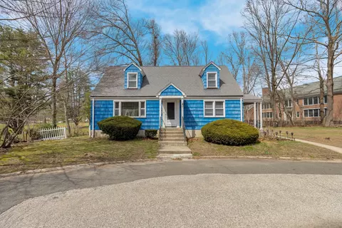 18 Bridge St #5H, Naugatuck, CT 06770