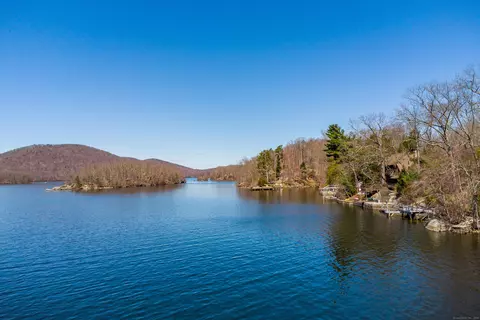 63 Sullivan Farm #63, New Milford, CT 06776