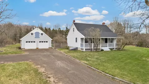 1604 Glasgo Rd, Griswold, CT 06351