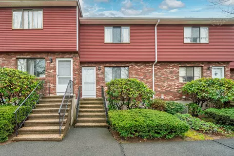 548 Churchill Dr #548, Newington, CT 06111