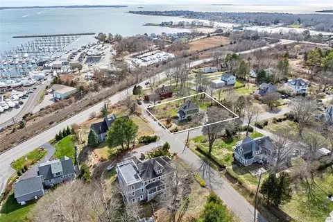 24 Westview Ave, Groton, CT 06340