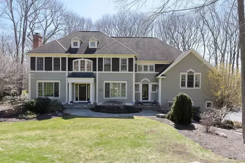 65 Old Kings Rd, Avon, CT 06001