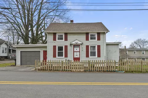 371 Wall St, Meriden, CT 06450