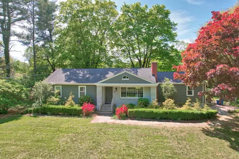 12 Rimmon Hill Rd, Woodbridge, CT 06525