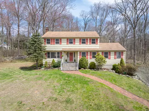 50 Buckingham Ridge Rd, Wilton, CT 06897