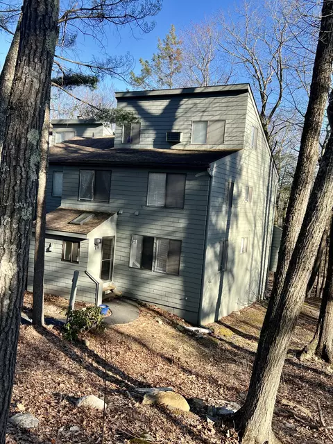 226 Ledge Dr, Torrington, CT 06790