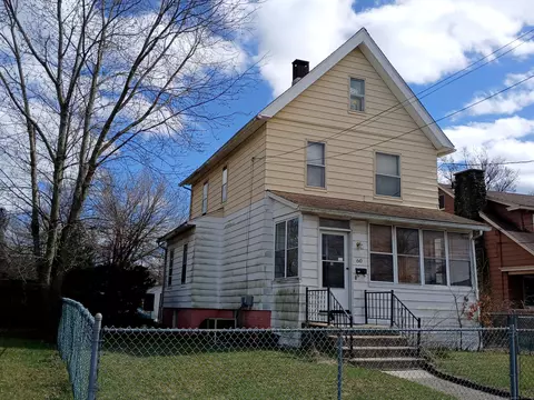 60 Lambert St, West Haven, CT 06516