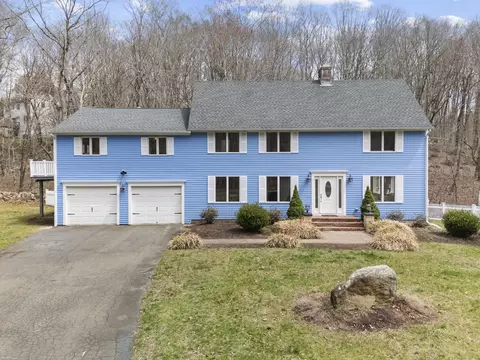 13 Old Toll Rd, Madison, CT 06443