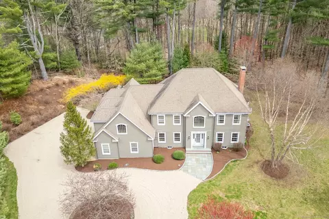 17 Transylvania Rd, Woodbury, CT 06798