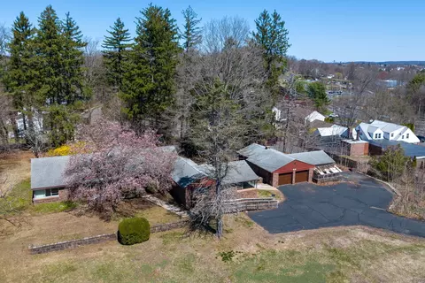 111 Simms Rd, Berlin, CT 06037 photo 1