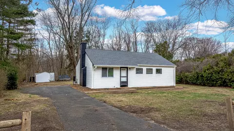 253 Hartford Ave, East Granby, CT 06026