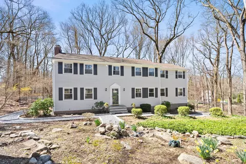 6 N Ridge Rd, Westport, CT 06880