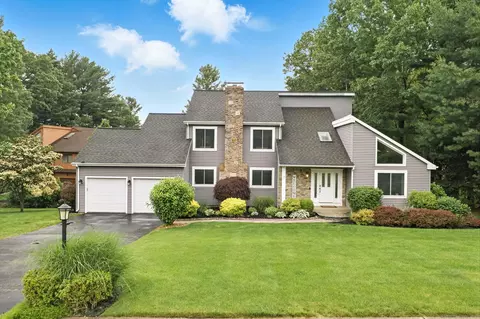 7 Knollwood Dr, Glastonbury, CT 06033