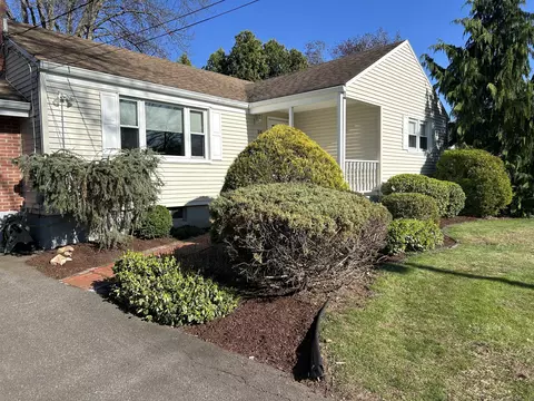 36 Knight St, Wethersfield, CT 06109