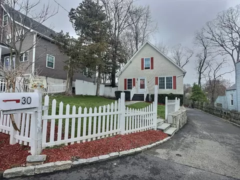 30 Nichols Ave, Stamford, CT 06905