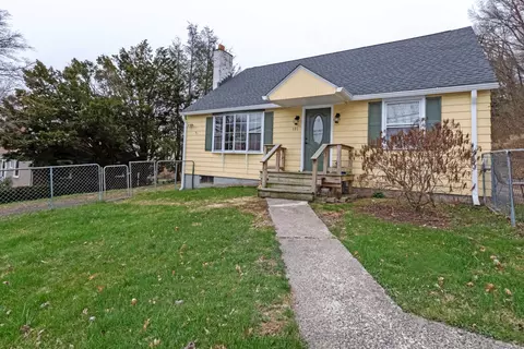 191 Congdon St E, Middletown, CT 06457