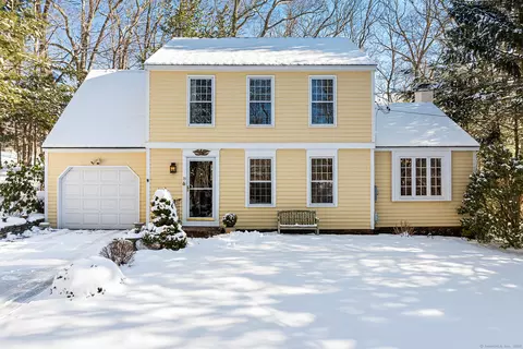 19 Book Hill Rd, Essex, CT 06426