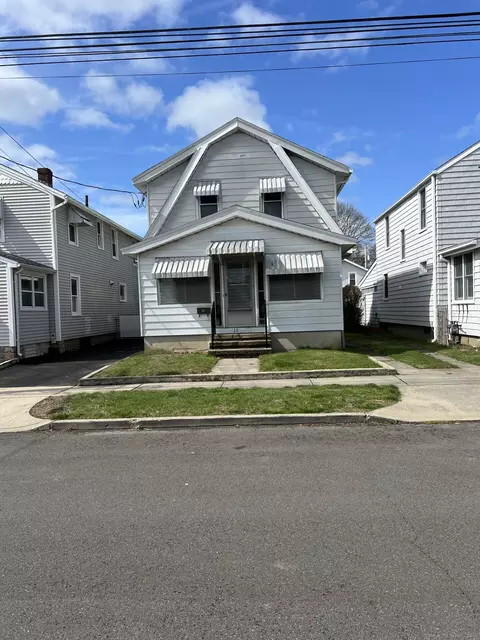 19 Lawrence Ave, Milford, CT 06460