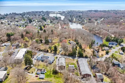 95 Niles Hill Rd #95, New London, CT 06320