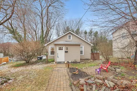 39 Franklin Ave, Watertown, CT 06779