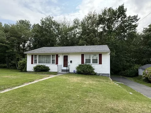 141 Birchwood St, Waterbury, CT 06708